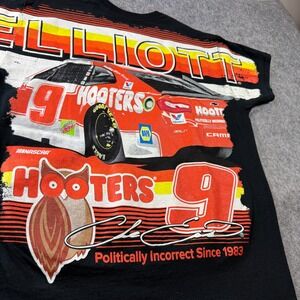 Chase Elliot #9 Hooters Hendrick Motorsports Graphic NASCAR AOP Shirt Size M